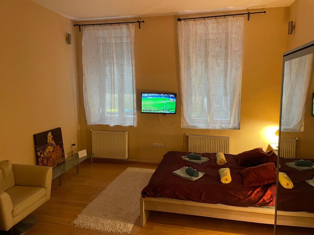 Budapest Clark Apartman ** 아파트 외부 사진