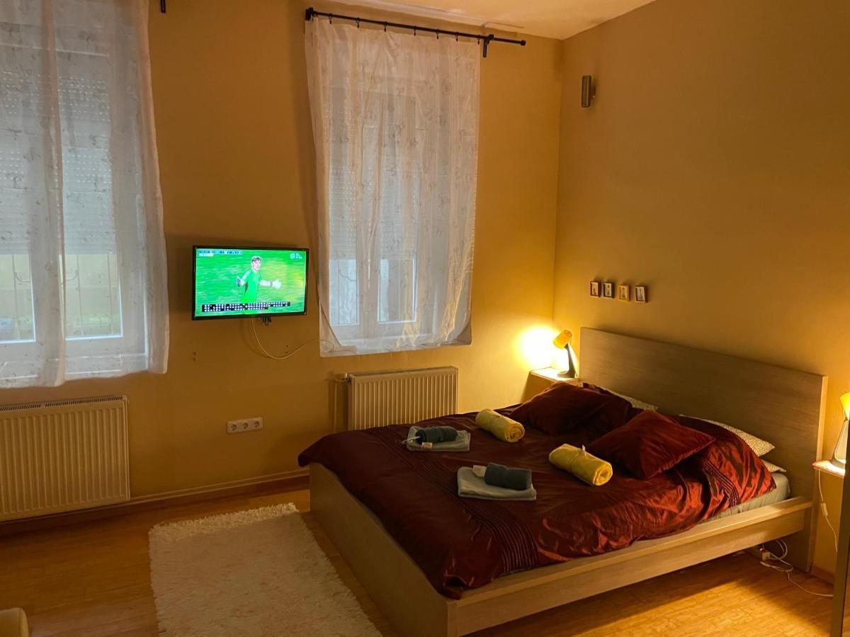Budapest Clark Apartman ** 아파트 외부 사진